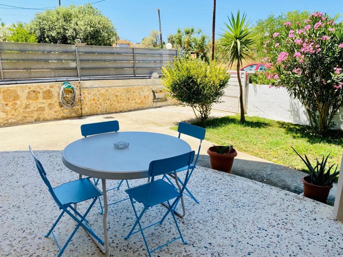 Golden Key Apartments Chrissi Akti Chania Exterior foto