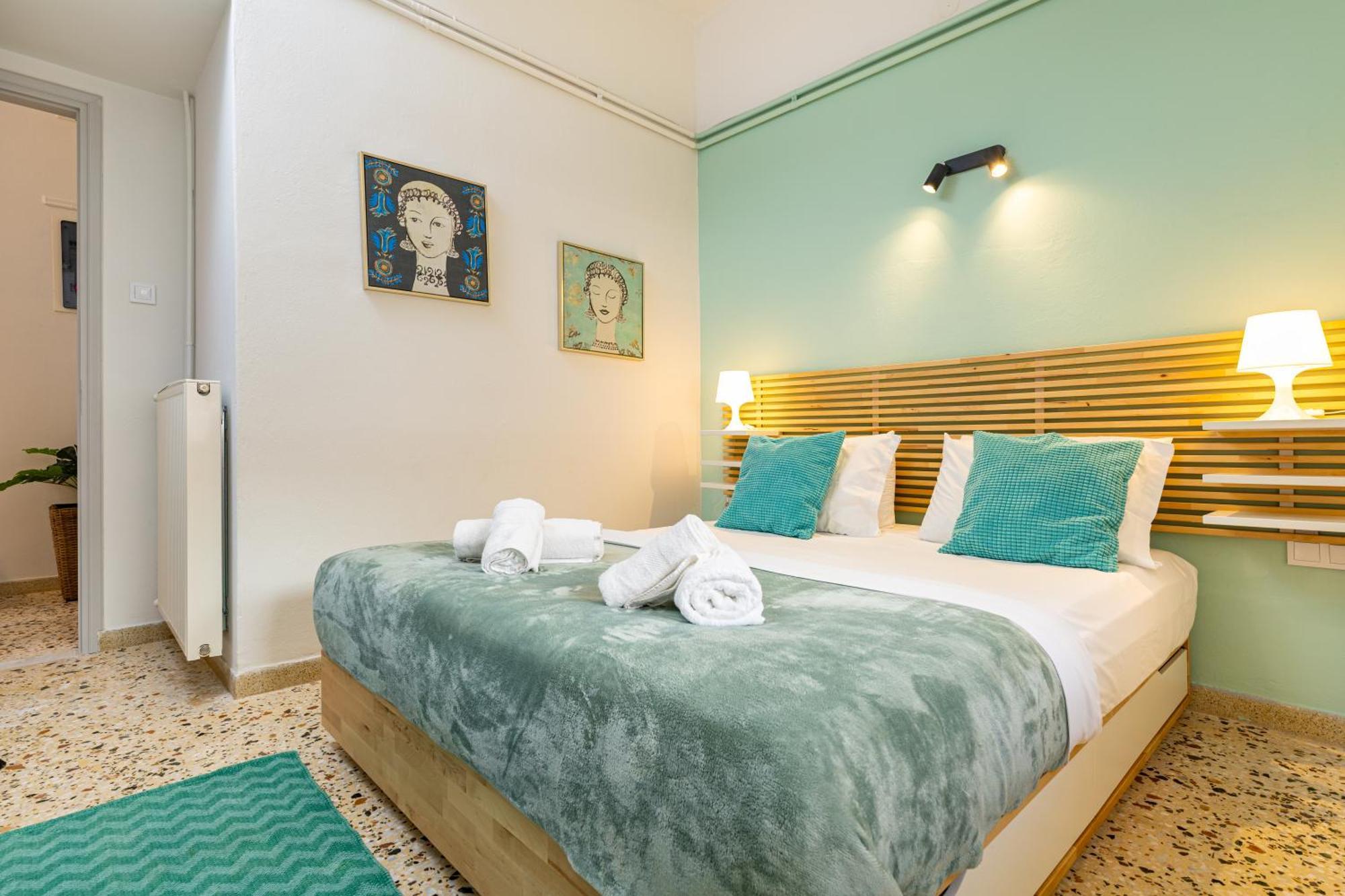 Golden Key Apartments Chrissi Akti Chania Exterior foto